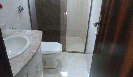 Sobrado com 2 dormitórios à venda, 74 m² por R$ 330.000,00 - Vila Voturuá - São Vicente/SP