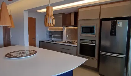 Belo apartamento em Armacao. 109 m2