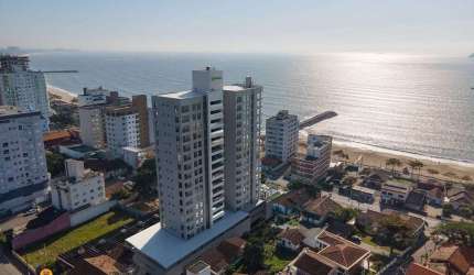 Apartamento vista mar, com 3 dormitórios à venda por R$ 1.239.868,76 - Centro -