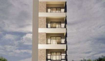 Apartamento, 450 metros do mar, 1º andar, 3 dormitórios, sendo 1 suíte e 2 demi