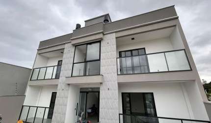 Apartamento com 03 Dormitórios, pronto para morar, em Balneário Piçarras/SC