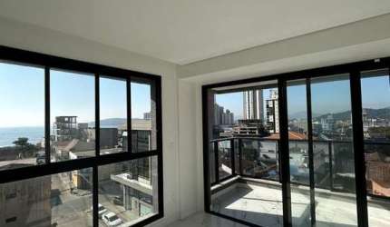 Apartamento vista mar, 03 dormitórios, no centro de Balneário Piçarras SC! À ven