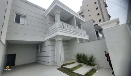 Sobrado com 03 suítes, á apenas 250m do mar, em Itajuba Barra Velha SC! Valor R$