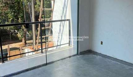 Casa com 2 quartos à venda em Fátima, Barra do Piraí  por R$ 360.000