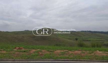 Terreno à venda no Alphaville, Volta Redonda  por R$ 320.000