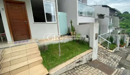 Casa com 3 quartos à venda no Retiro, Volta Redonda  por R$ 430.000
