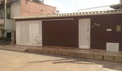 Casa com 4 quartos à venda no Água Limpa, Volta Redonda  por R$ 600.000