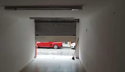 Ponto comercial com 1 sala à venda no Centro, Piraí  por R$ 330.000