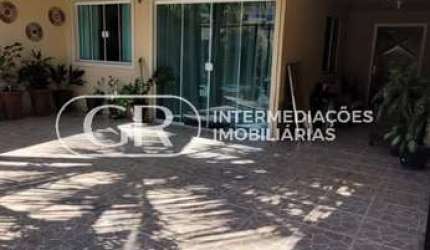 Casa com 2 quartos à venda no Jardim Vila Rica - Tiradentes, Volta Redonda  por R$ 450.000
