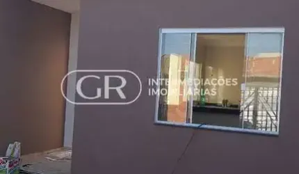 Casa com 2 quartos à venda no Roma, Volta Redonda  por R$ 330.000