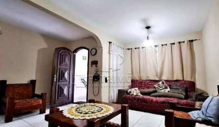 CASA,3 Dormitorio(s) bairro Central Parque