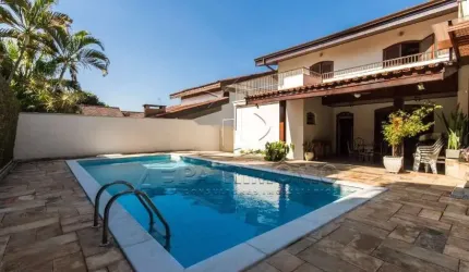 CASA EM CONDOMINIO,4 Dormitorio(s) bairro Árvore Grande VILLAGE D AVIGNON