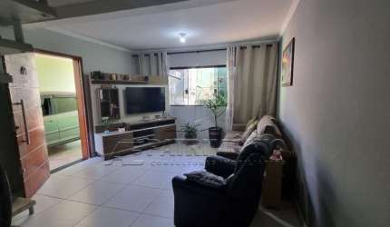 CASA,3 Dormitorio(s) bairro Itanguá