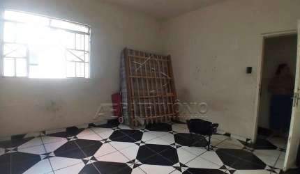 CASA,4 Dormitorio(s) bairro Centro