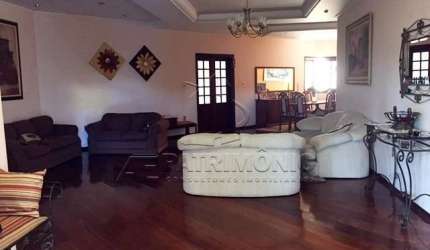 CASA,3 Dormitorio(s) bairro América