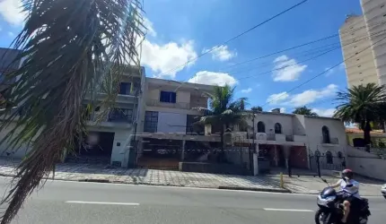 CASA 3 QUARTOS SENDO 1 SUITE VILA TRUJILLO
