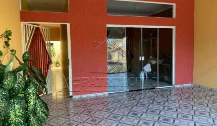 CASA 3 QUARTOS SENDO 1 SUITE SOROCABA PARK