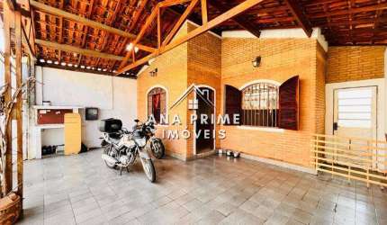 Casa Térrea com Edícula à venda- Oportunidade  Monte Castelo