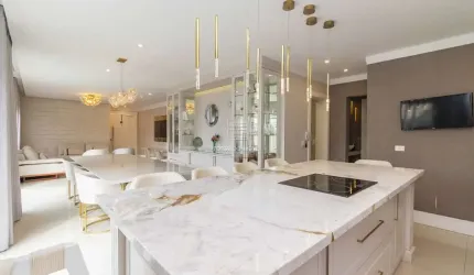 Casa em condomínio fechado com 4 quartos à venda na Rua Antônio Rebelatto, Xaxim, Curitiba, 315 m2 por R$ 3.890.000