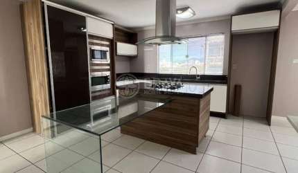 CASA TRIPLEX – BAIRRO SÃO JOÃO | ITAJAÍ/SC
