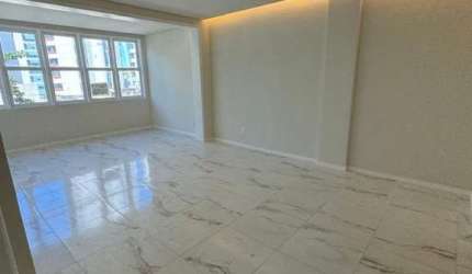 Apartamento em Boa Viagem  -  Recife