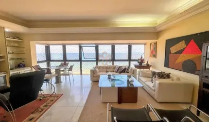Cod:224 - Apto à beira mar de Boa Viagem 237m² 3 quartos 2 vagas