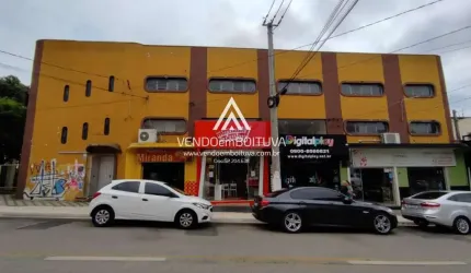 Conjunto Comercial para Venda em Boituva, Centro, 10 banheiros