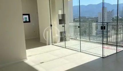 Apartamento Ótima posiÇÃo solar, Meia Praia, Itapema - SC