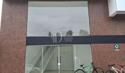 Loja comercial ampla com mezanino, Alto Pereque, Porto Belo - SC