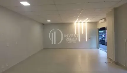Loja comercial com vitrine segunda avenida, Meia Praia, Itapema - SC
