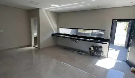 Linda casa assobradada no Residencial Villa Verde !!