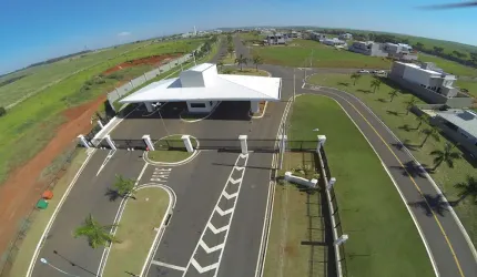 RSIDENCIAL LAGOA - CONDOMÍNIO CLUBE COMPLETO
