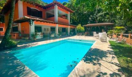 Casa à Venda Condomínio Green Wood Park Itanhangá de 669m² de área construída com 4 Suítes Varanda Gourmet Piscina Sauna Sala 4 Ambientes