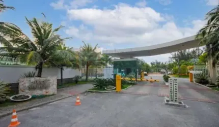Excelente Terreno à Venda no Condomínio Jardim de Marapendi na Praia da Barra da Tijuca de 750m²