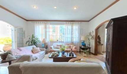 Belíssima Cobertura Duplex a Venda Copacabana no Bairro Peixoto de 560m2 com 4 Quartos Sendo 1 Suíte Cozinha Planejada com Dependência 2 Vagas