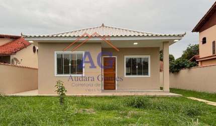 Casa para Venda em Saquarema, Jaconé, 2 dormitórios, 1 suíte, 2 banheiros, 4 vagas