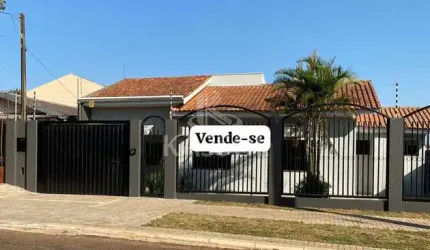 CASA À VENDA COM SUÍTE MAIS 3 QUARTOS, ESPAÇO GOURMET, 180 M  - NO SANTA CRUZ