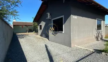 Casa para Venda em Joinville, Nova Brasília, 2 dormitórios, 1 suíte, 3 banheiros, 3 vagas