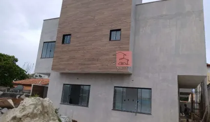 Casa Triplex com Vista Panorâmica - Conforto e Praticidade Perto de Tudo!