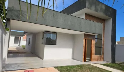 CASA NOVA LINEAR COM 3 QUARTOS SENDO 1 SUÍTE - ACABAMENTO FINO