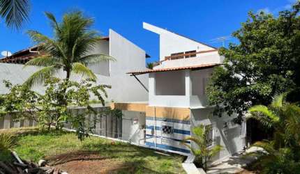 Casa no Itaigara com 7 quartos e 4 suítes, 656 m² à venda por R$ 1.800.000,00
