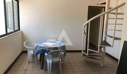 Cobertura na Pituba com 3 quartos e 1 suíte, 172m² à venda por R$ 580.000,00