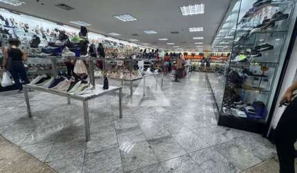 Loja no Shopping Piedade com 240,00 m² para alugar por R$ 52.320,00 - Salvador/BA