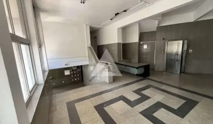 Prédio com 1.000,00 m² para alugar por R$ 38.000,00 - Garibaldi - Salvador/BA