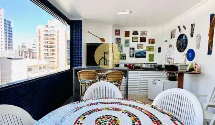 Apartamento com 343,69m² de Área total a 100 metros do mar, próximo a D'Vicz