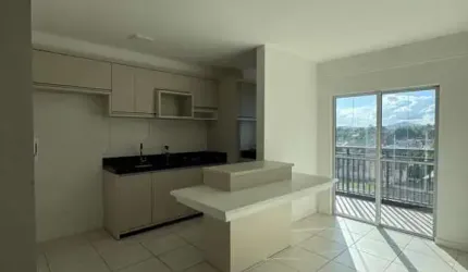 Apartamento a 200 metros da PRAIA com Piscina no Centro de Balneário Piçarras - Aluguel
