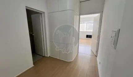 Conjunto Comercial à venda, 30.30 m2 por R$200000.00  - Hugo Lange - Curitiba/PR