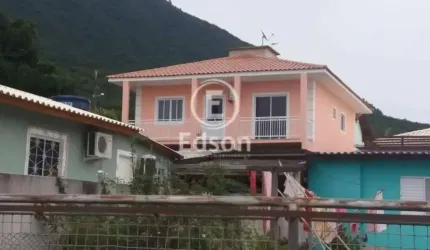 Casa à venda em Palhoça/SC