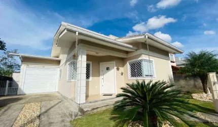 Casa à venda em Palhoça/SC