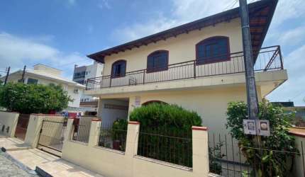 Casa à venda em Palhoça/SC